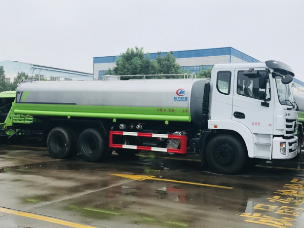 東風錦程18噸灑水車，后八輪灑水車價格