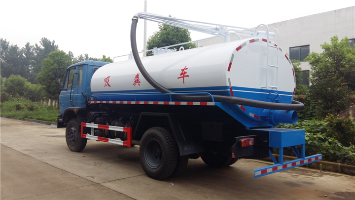 東風(fēng)153國五12方吸糞車