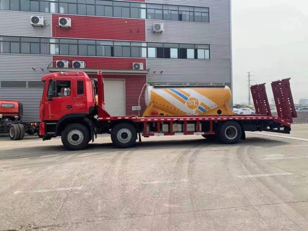 【國六】江淮K5小三軸挖機平板車