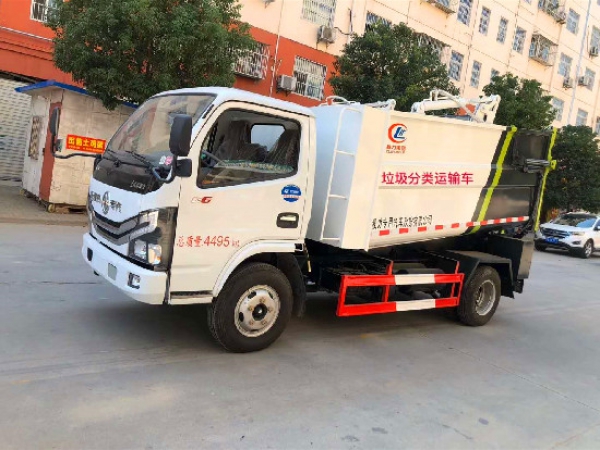 東風(fēng)小多利卡國(guó)六后掛桶無泄漏壓縮垃圾車
