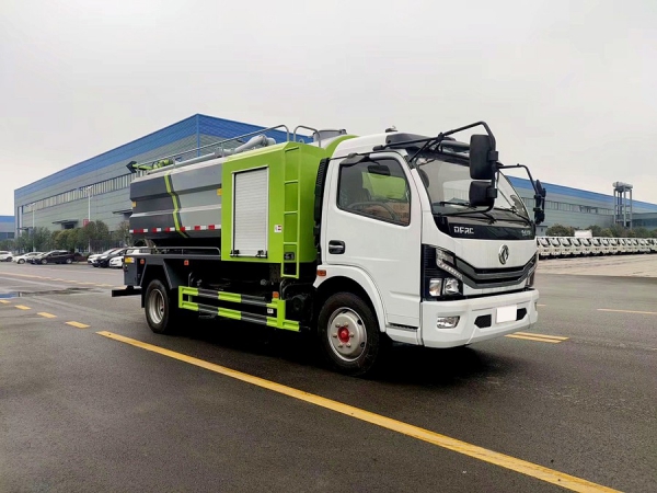 大多利卡D7清洗吸污10方 國(guó)六