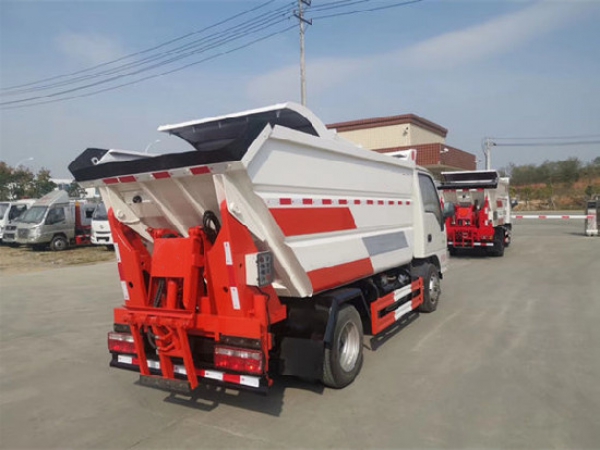 江淮康鈴國六4方后掛桶自裝卸式垃圾車