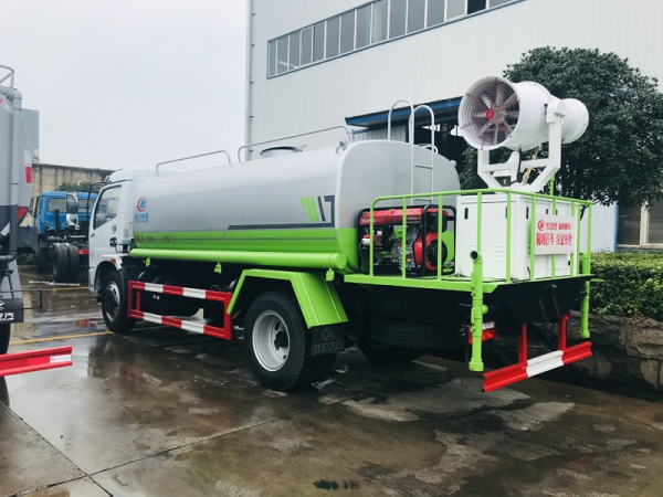 國六10方東風(fēng)福瑞卡灑水車