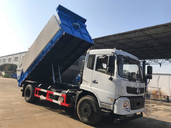 國(guó)六東風(fēng)專(zhuān)底16~18方污泥運(yùn)輸車(chē)