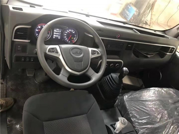 （國六4.2米）江淮駿鈴V6冷藏車