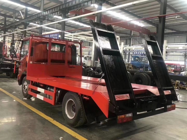重汽王牌小黃牌平板運輸車
