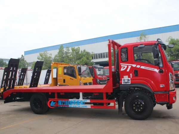 國六東風(fēng)D1平板拖車