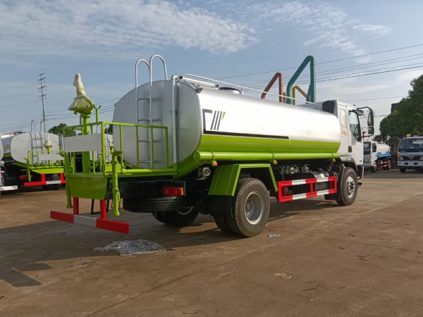 東風(fēng)柳汽15噸灑水車