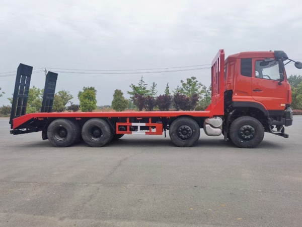 國六東風(fēng)天龍前四后八平板運輸車，挖機拖車價格
