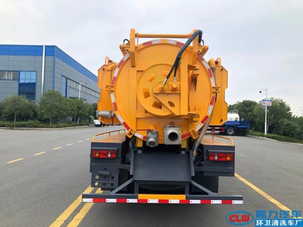 東風華神T3清洗吸污車