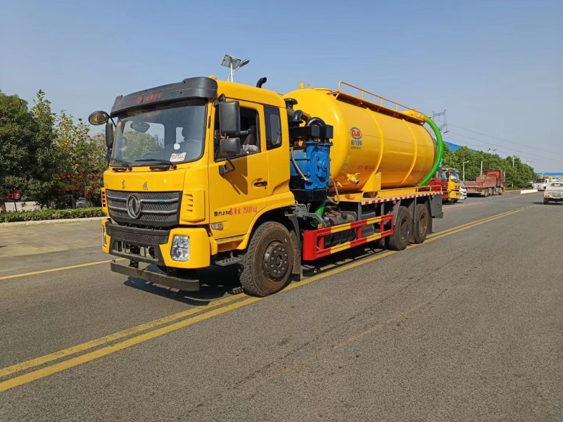 東風后八輪22方管道疏通車