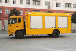 東風(fēng)天錦搶險(xiǎn)工具車(chē)